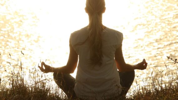 Amazing Benefits of Meditating Outdoors